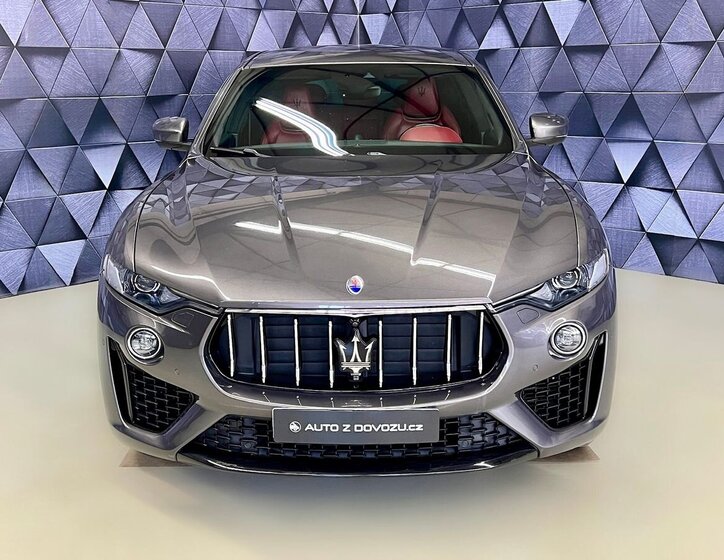 Maserati Levante SUV / Terénní 3,0 l 316 kw