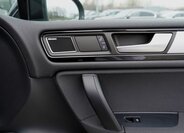 Volkswagen Touareg SUV / Terénní 3,0 l 176 kw