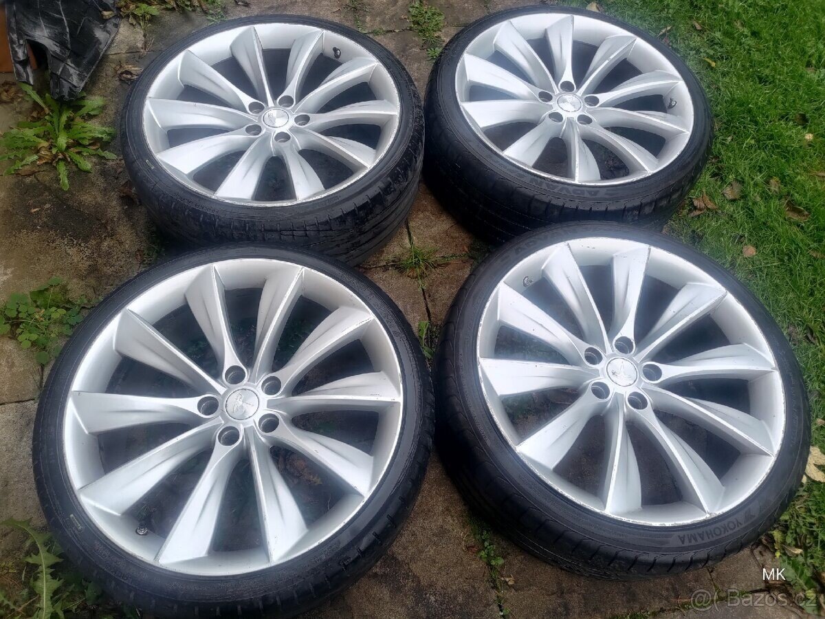 Tesla Model S Sedan / Limuzína 0,0 310 kw