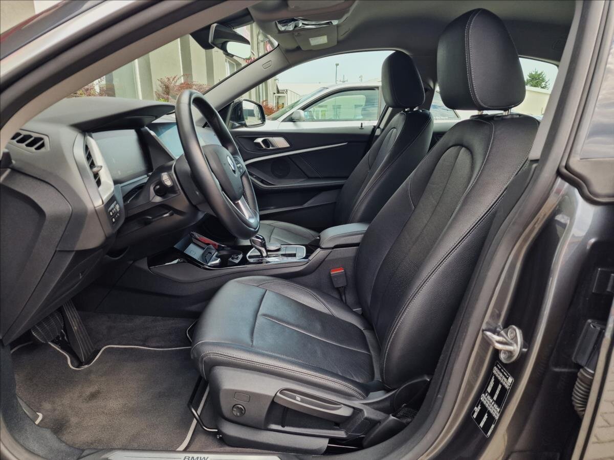 BMW Řada 2 Sedan / Limuzína 2,0 l 110 kw