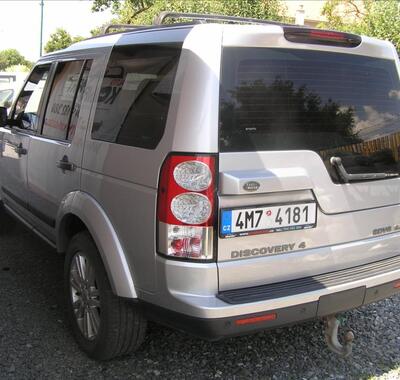 Land Rover Discovery 5