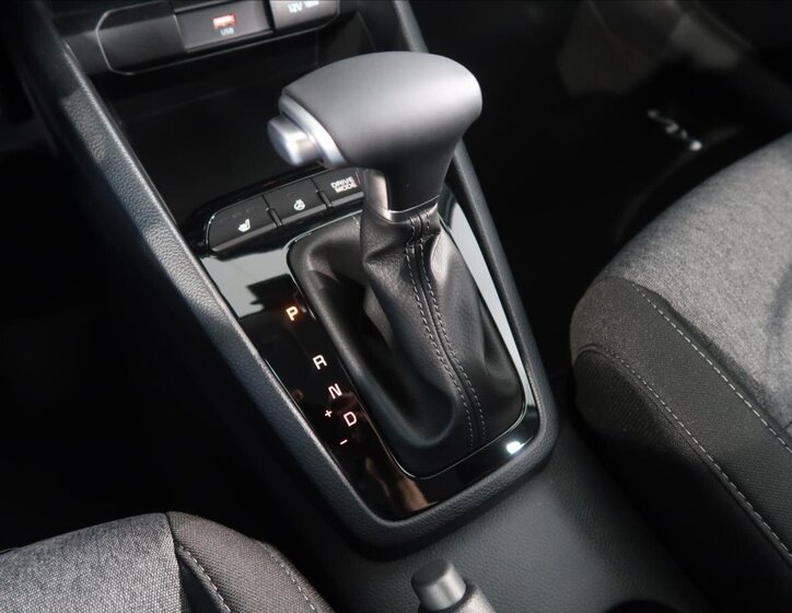 KIA Stonic SUV / Terénní 998,0 74 kw