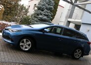 Toyota Auris Kombi 1,6 l 97 kw