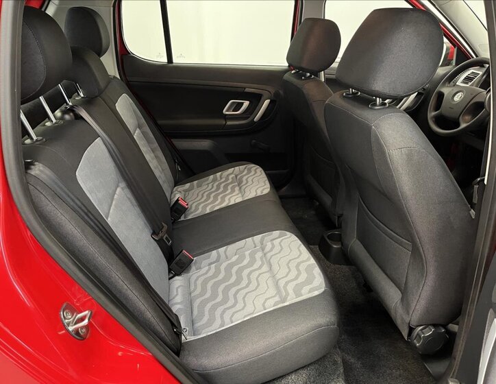 Škoda Fabia Hatchback 1,2 l 51 kw