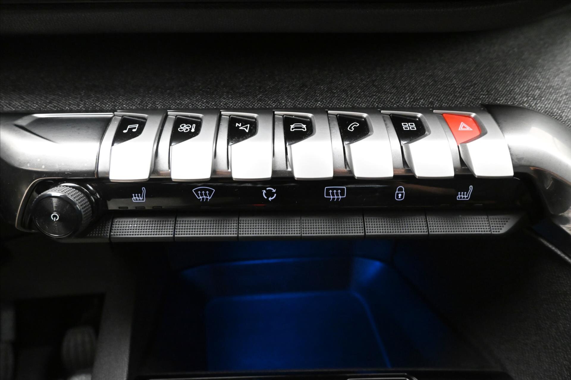 Peugeot 5008 SUV / Terénní 1,5 l 96 kw