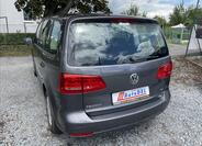 Volkswagen Touran 4