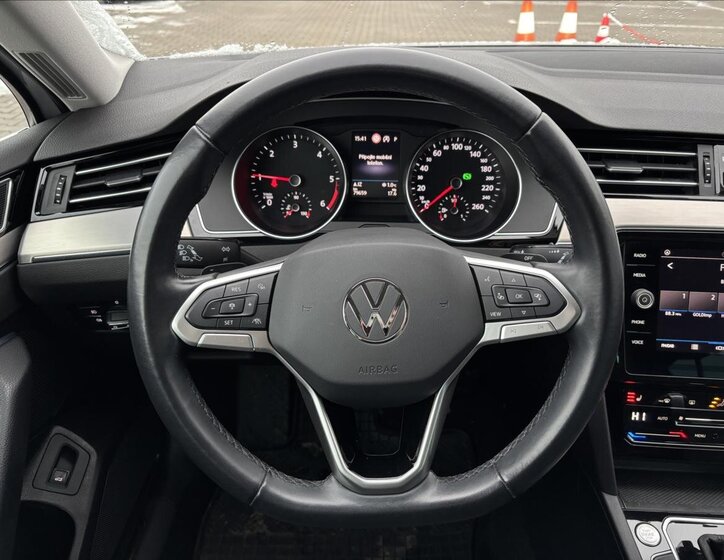 Volkswagen Passat Kombi 2,0 l 110 kw