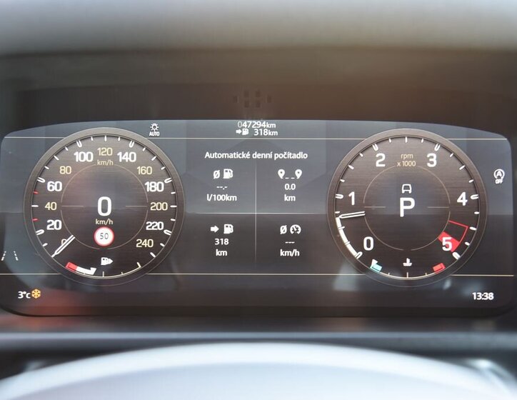 Land Rover Defender SUV 3,0 l 183 kw