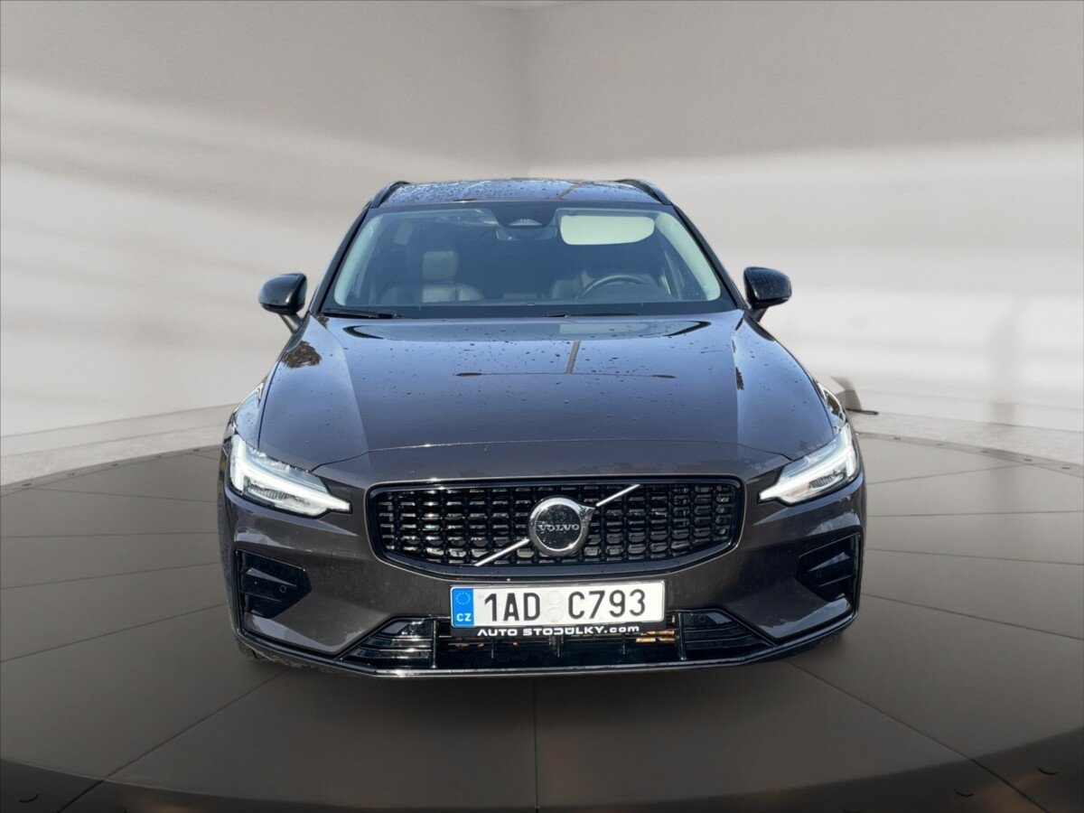 Volvo V60 Kombi 2,0 l 145 kw