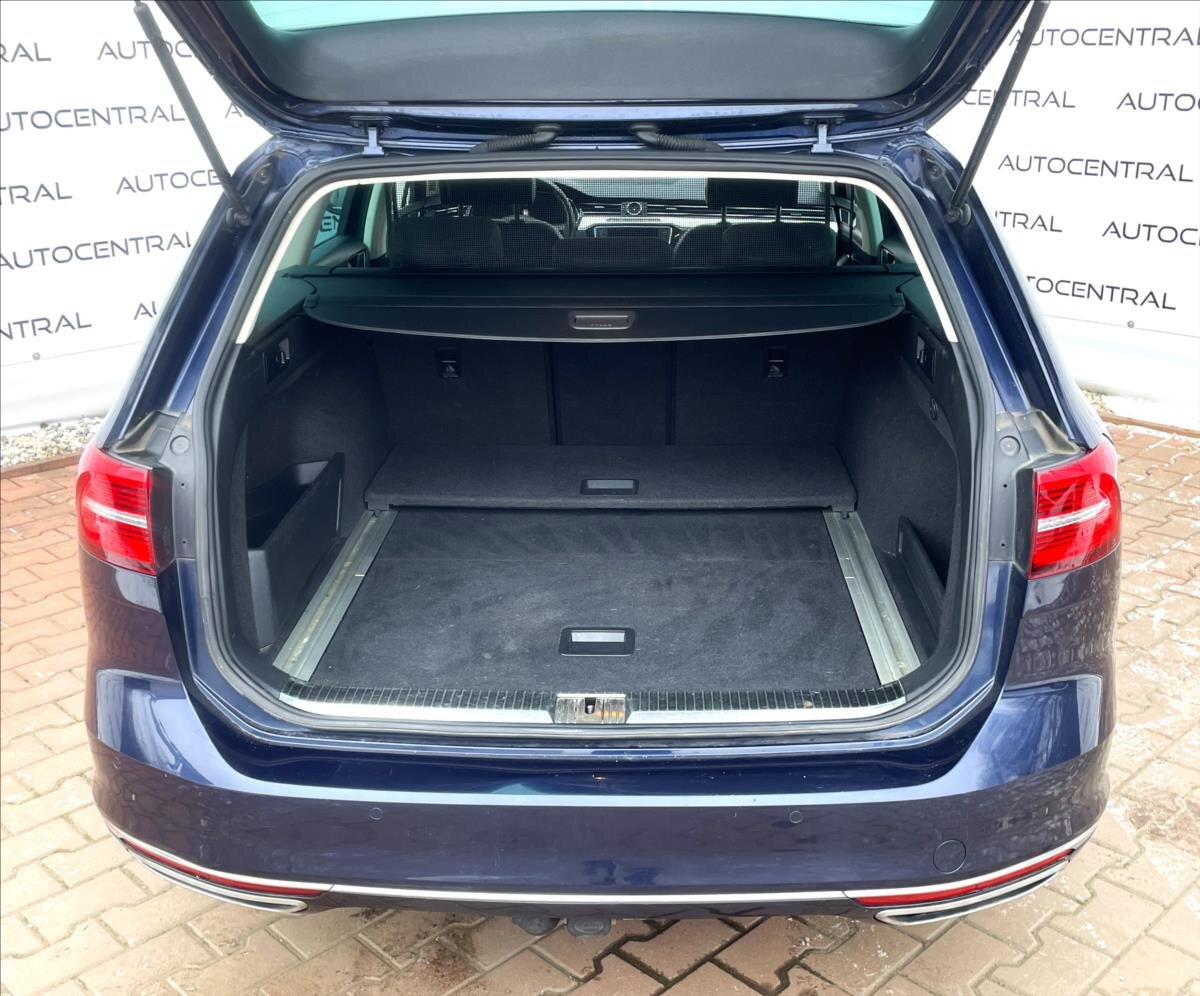 Volkswagen Passat Kombi 2,0 l 176 kw