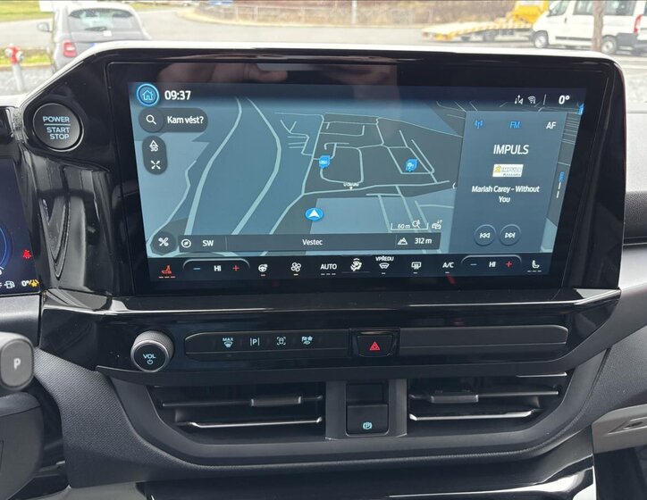 Ford Tourneo Custom 34