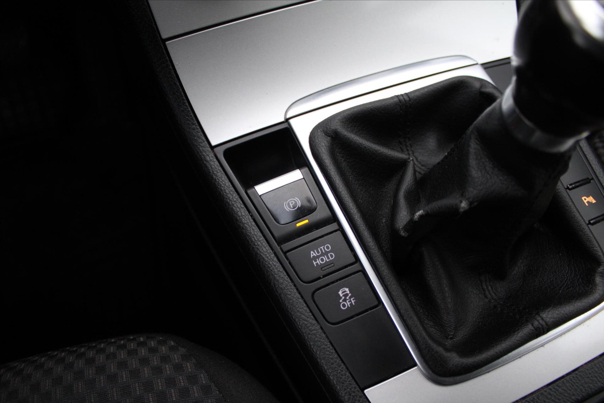 Volkswagen Passat Kombi 1,6 l 77 kw