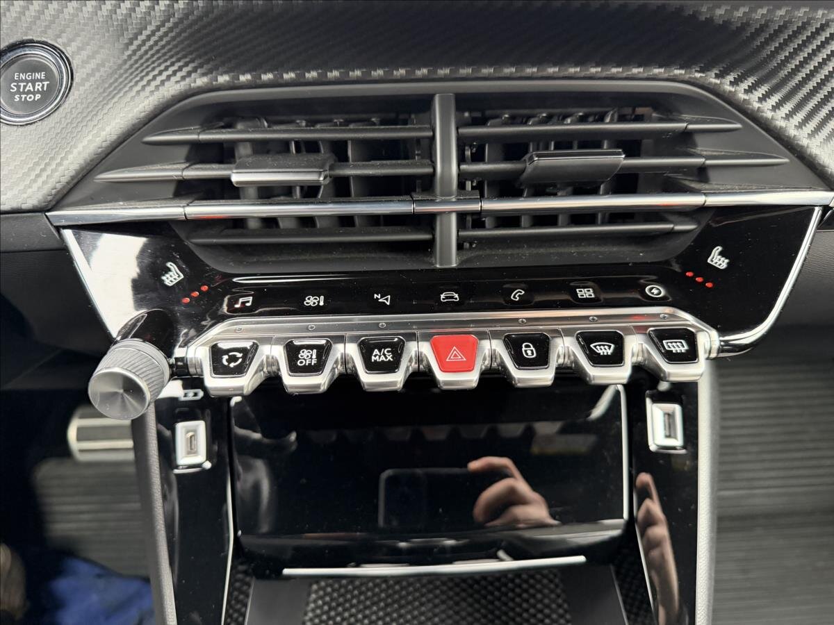 Peugeot 2008 SUV 0,0 100 kw