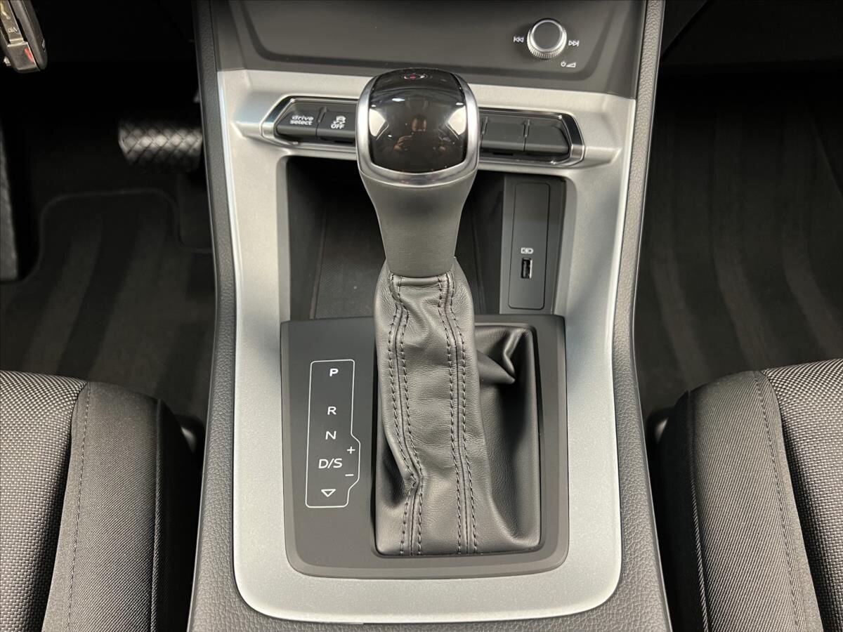Audi Q3 SUV / Terénní 2,0 l 110 kw