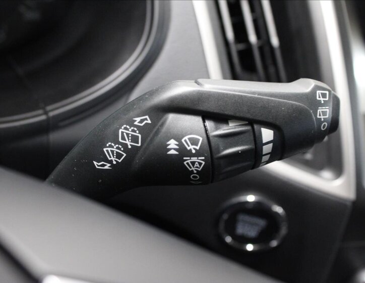 Ford S-MAX MPV 2,0 l 110 kw