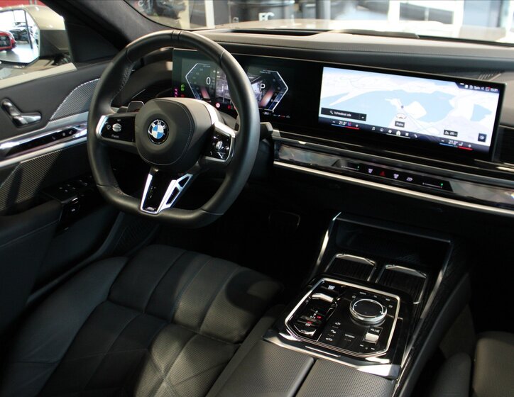 BMW Řada 7 Ostatní 3,0 l 210 kw