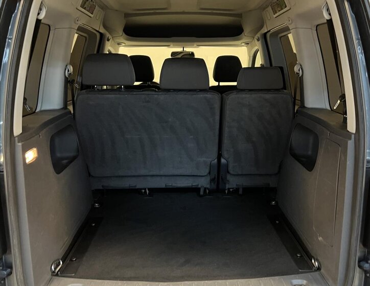 Volkswagen Caddy Kombi 1,6 l 75 kw