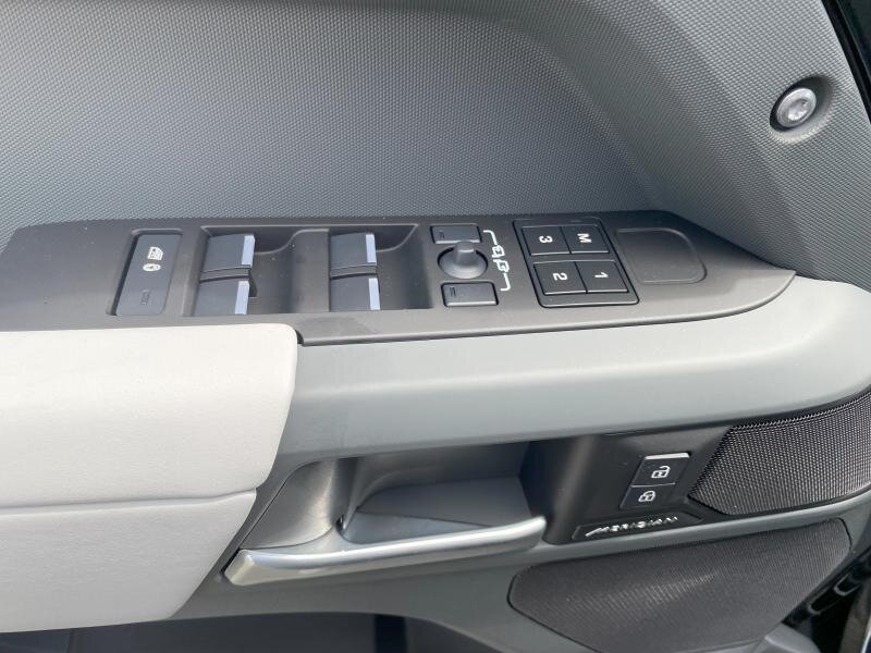 Land Rover Defender SUV 5,0 l 313 kw