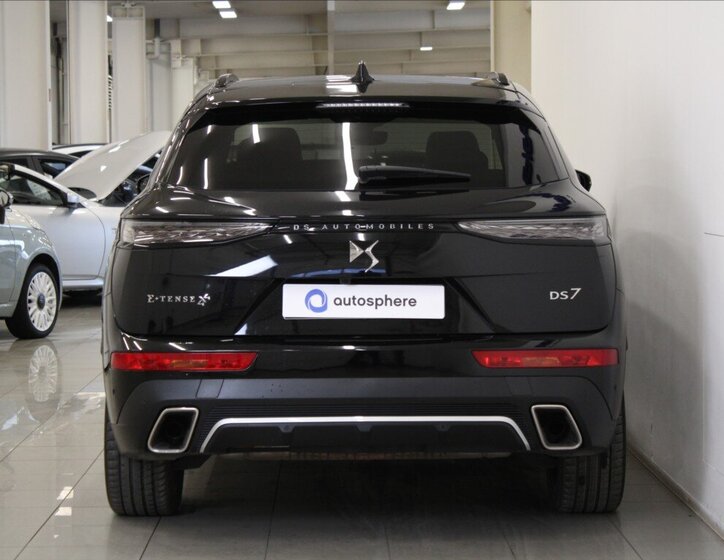 DS Automobiles DS7 Crossback SUV 1,6 l 221 kw