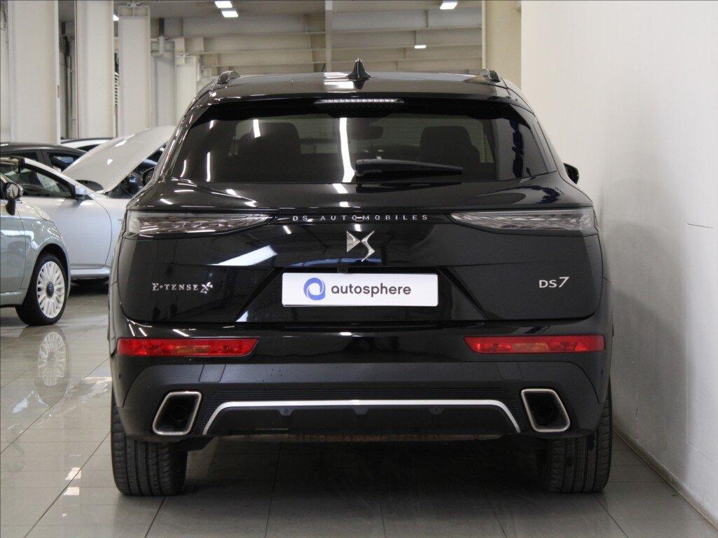 DS Automobiles DS7 Crossback SUV 1,6 l 221 kw