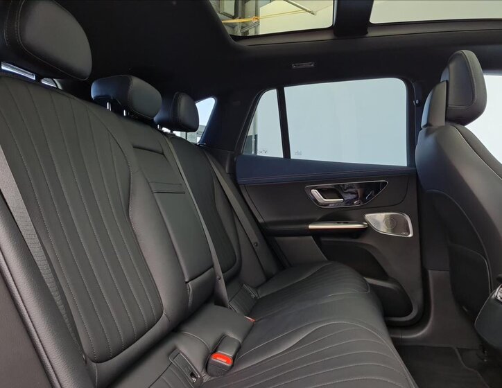 Mercedes-Benz EQE SUV 1,0 215 kw