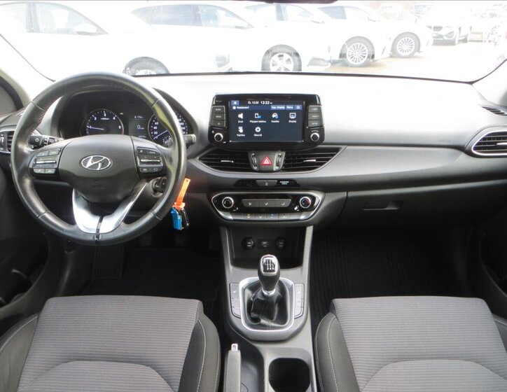 Hyundai i30 Kombi 1,6 l 85 kw