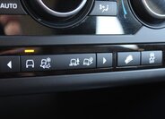 Land Rover Discovery Sport SUV / Terénní 2,0 l 110 kw