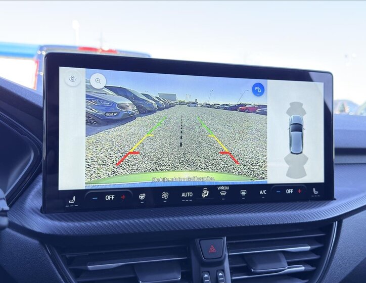 Ford Kuga SUV / Terénní 1,5 l 137 kw