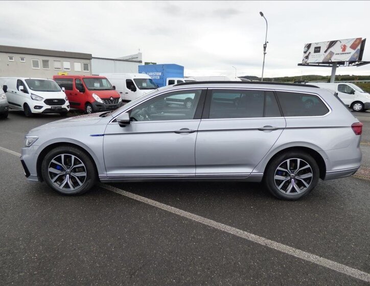 Volkswagen Passat Kombi 1,4 l 115 kw
