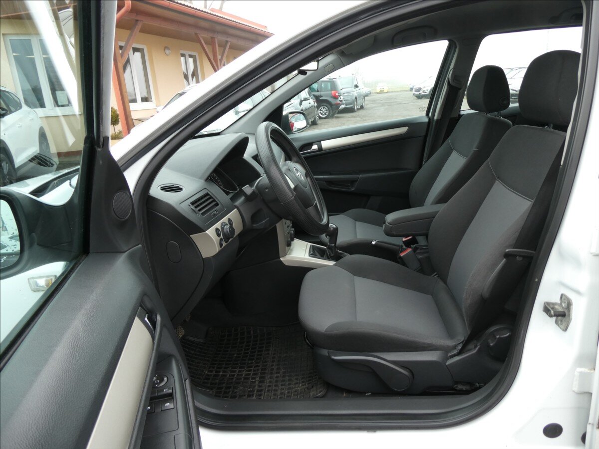 Opel Astra Kombi 1,7 l 74 kw