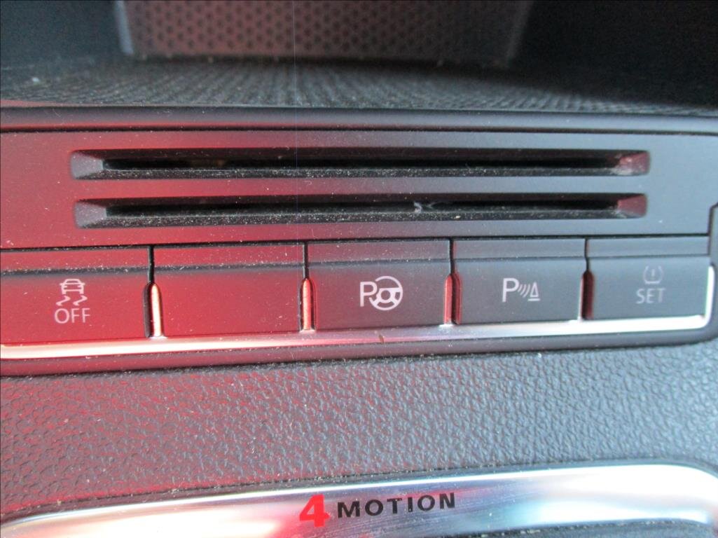 Volkswagen Tiguan SUV 2,0 l 103 kw