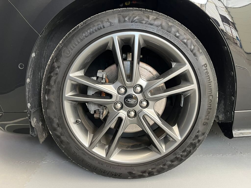 Ford S-MAX MPV 2,5 l 140 kw