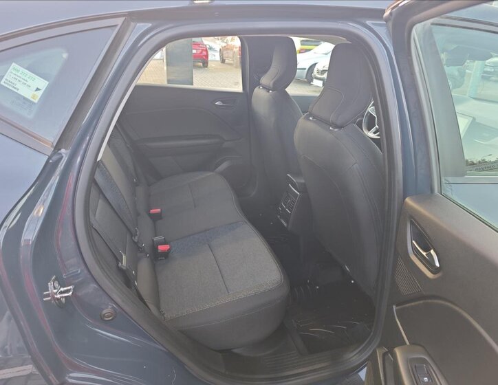 Renault Captur SUV 999,0 67 kw