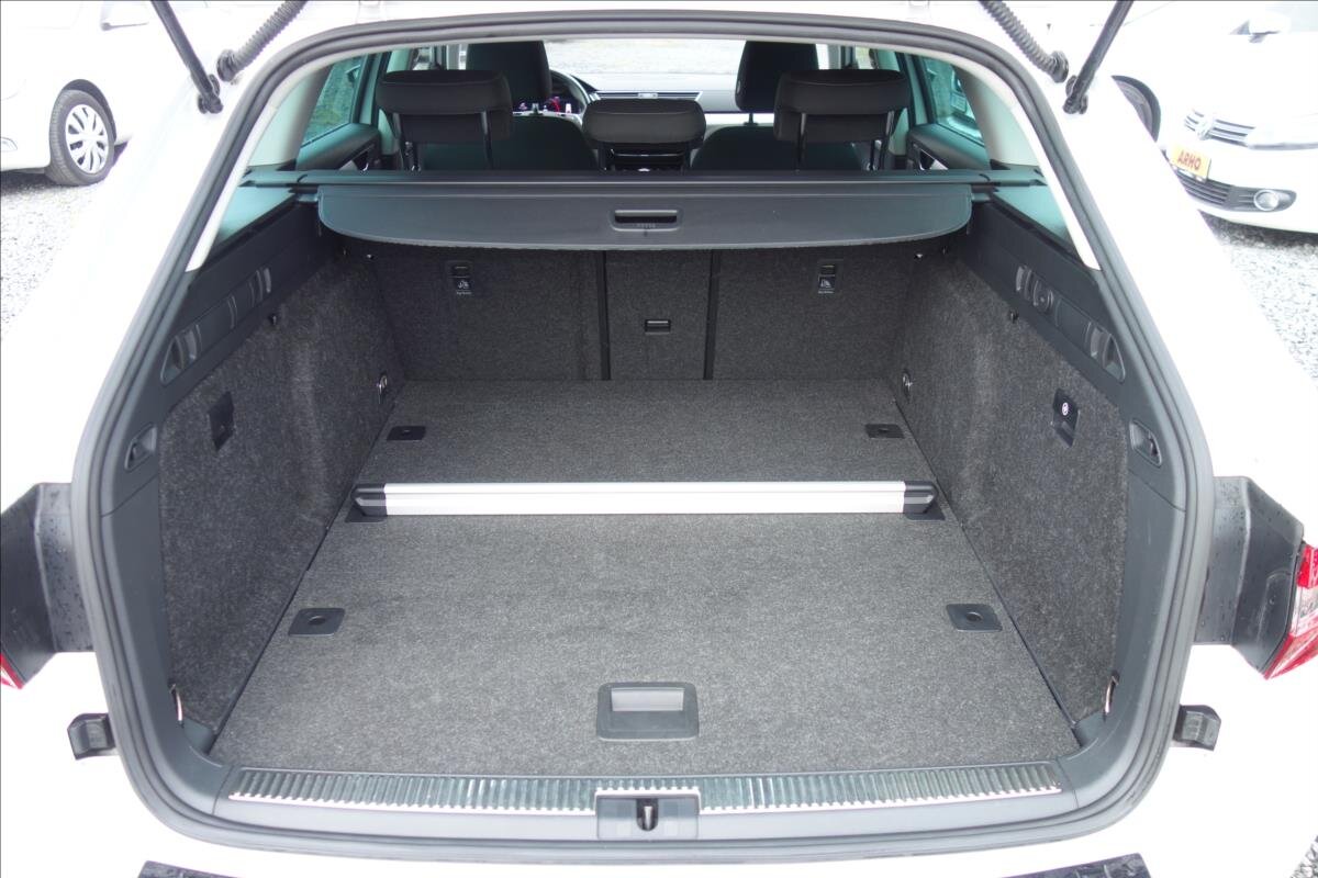 Škoda Superb Kombi 2,0 l 90 kw