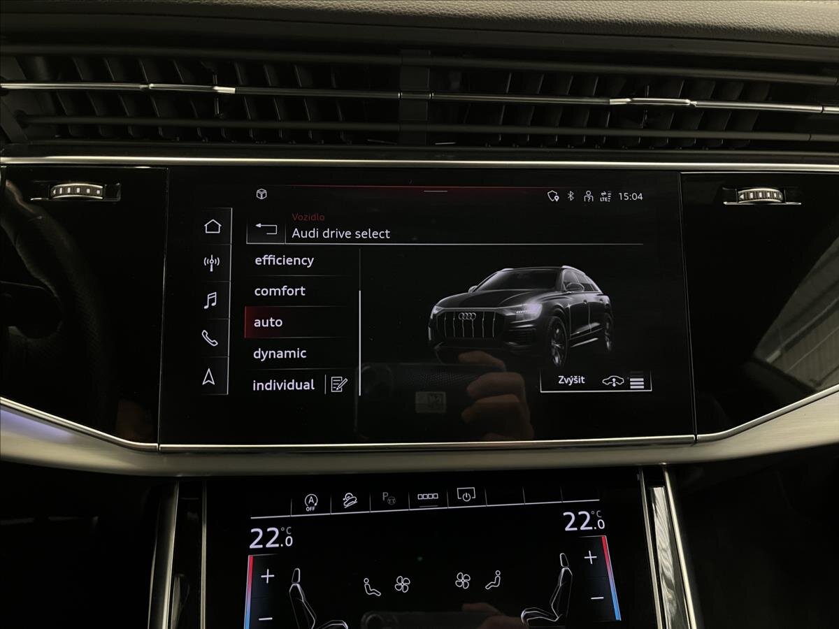 Audi Q8 SUV / Terénní 3,0 l 210 kw