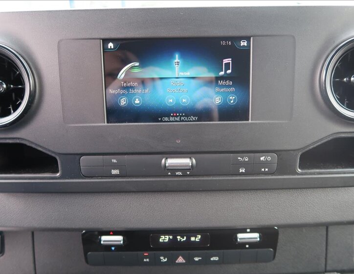 Mercedes-Benz Sprinter 14