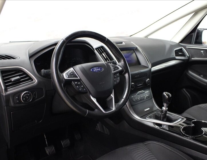 Ford S-MAX MPV 2,0 l 110 kw