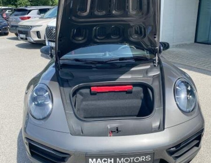 Porsche 911 Kupé 3,0 l 353 kw