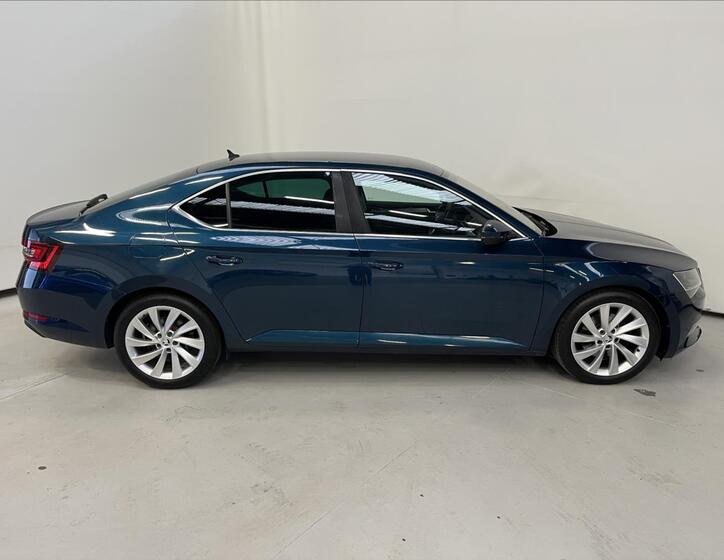Škoda Superb 3