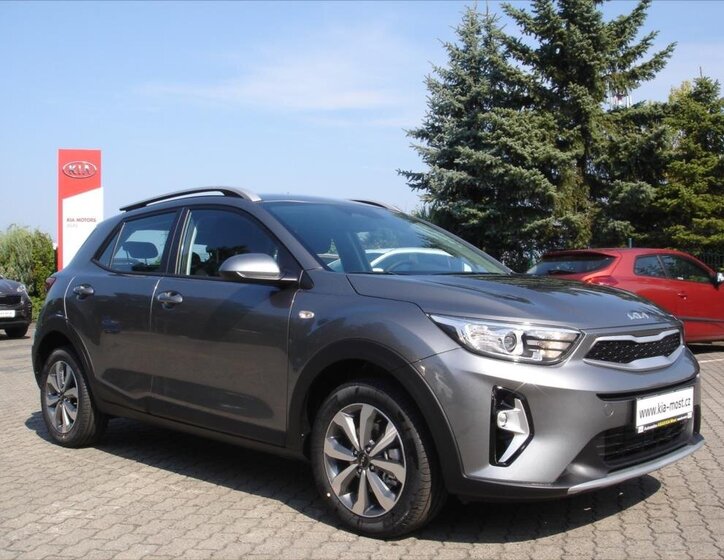 KIA Stonic SUV / Terénní 1,2 l 58 kw