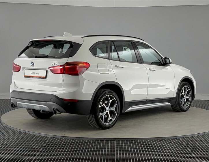 BMW X1 SUV / Terénní 2,0 l 140 kw