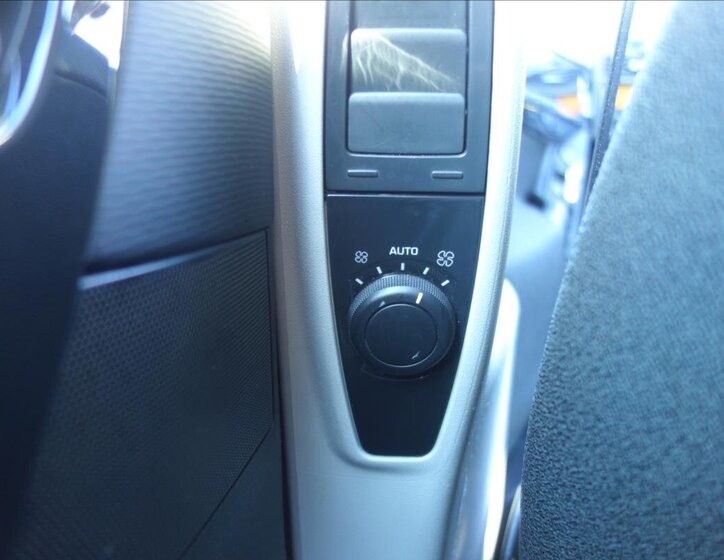 Citroën Grand C4 Picasso 23