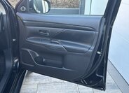 Mitsubishi Outlander SUV / Terénní 2,3 l 110 kw