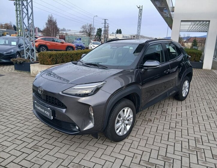 Toyota Yaris Cross 2