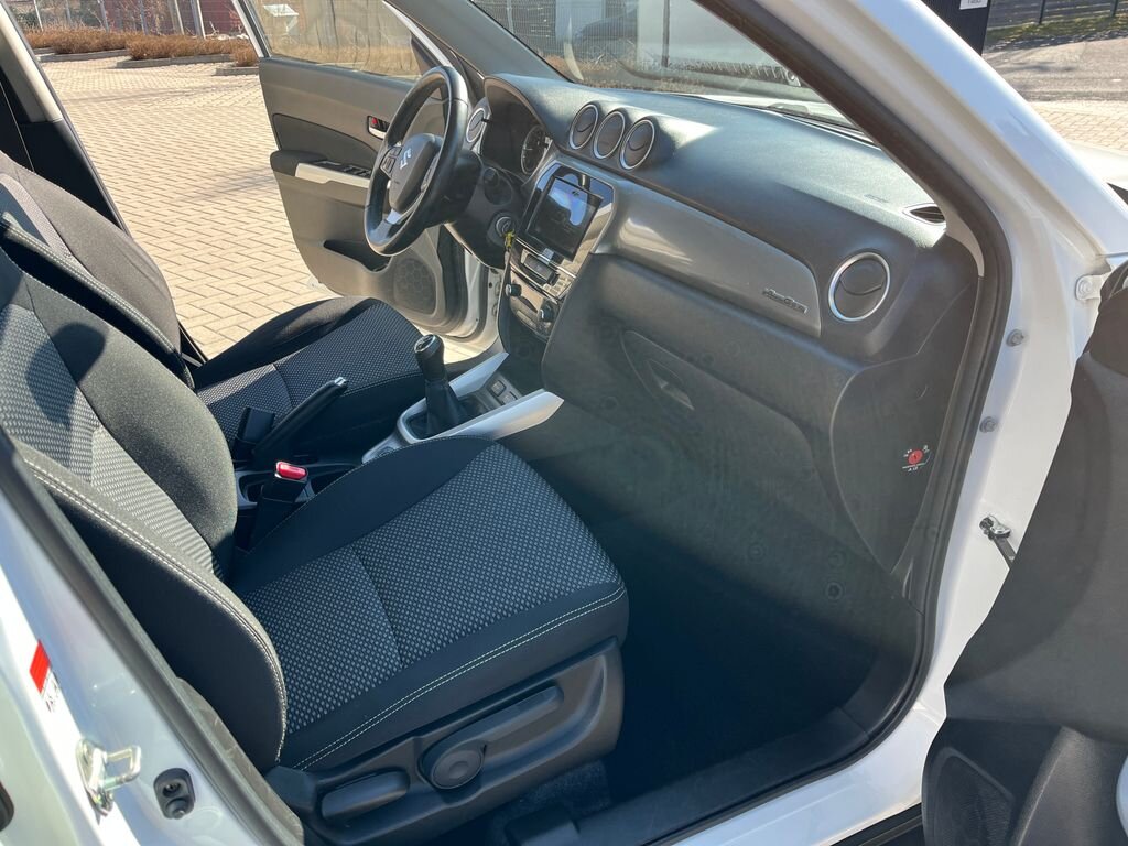 Suzuki Vitara SUV / Terénní 1,6 l 88 kw