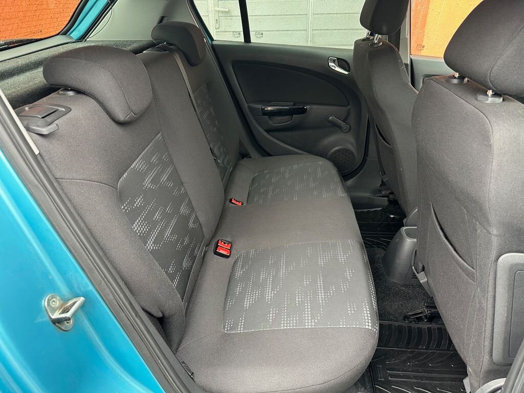 Opel Corsa Hatchback 1,4 l 64 kw