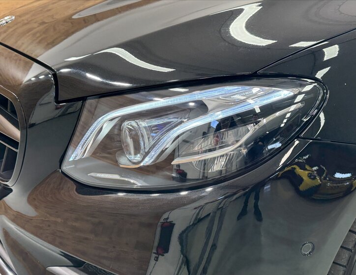 Mercedes-Benz Třídy E Sedan / Limuzína 2,9 l 250 kw