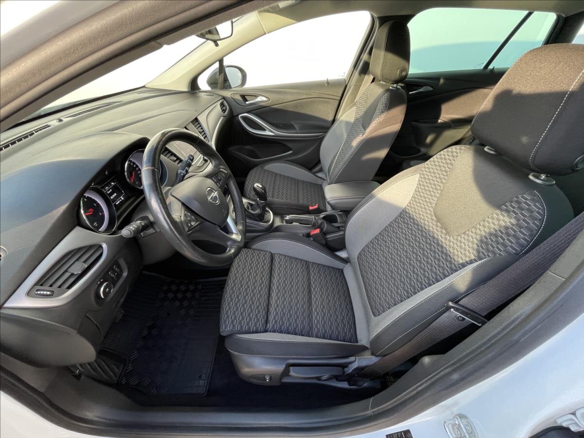 Opel Astra Kombi 1,5 l 90 kw