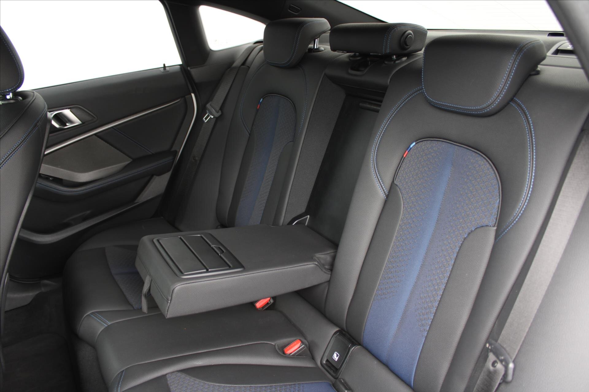 BMW Řada 2 Sedan 2,0 l 140 kw