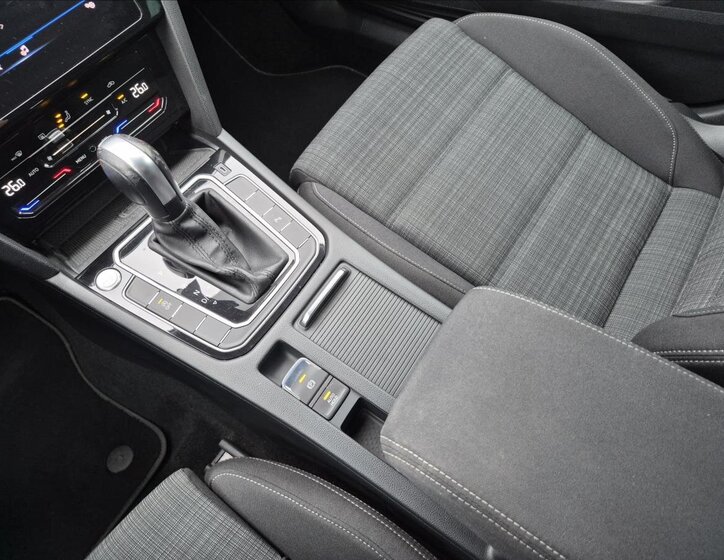 Volkswagen Passat Kombi 2,0 l 110 kw